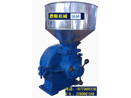 30型磨片式粉碎機(jī)、磨粉機(jī)磨粉機(jī)，磨片式，產(chǎn)量達(dá)1000公斤時(shí),粗細(xì)可調(diào)